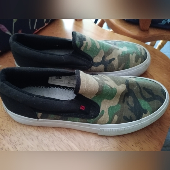DC shoes - Picture 2 of 4